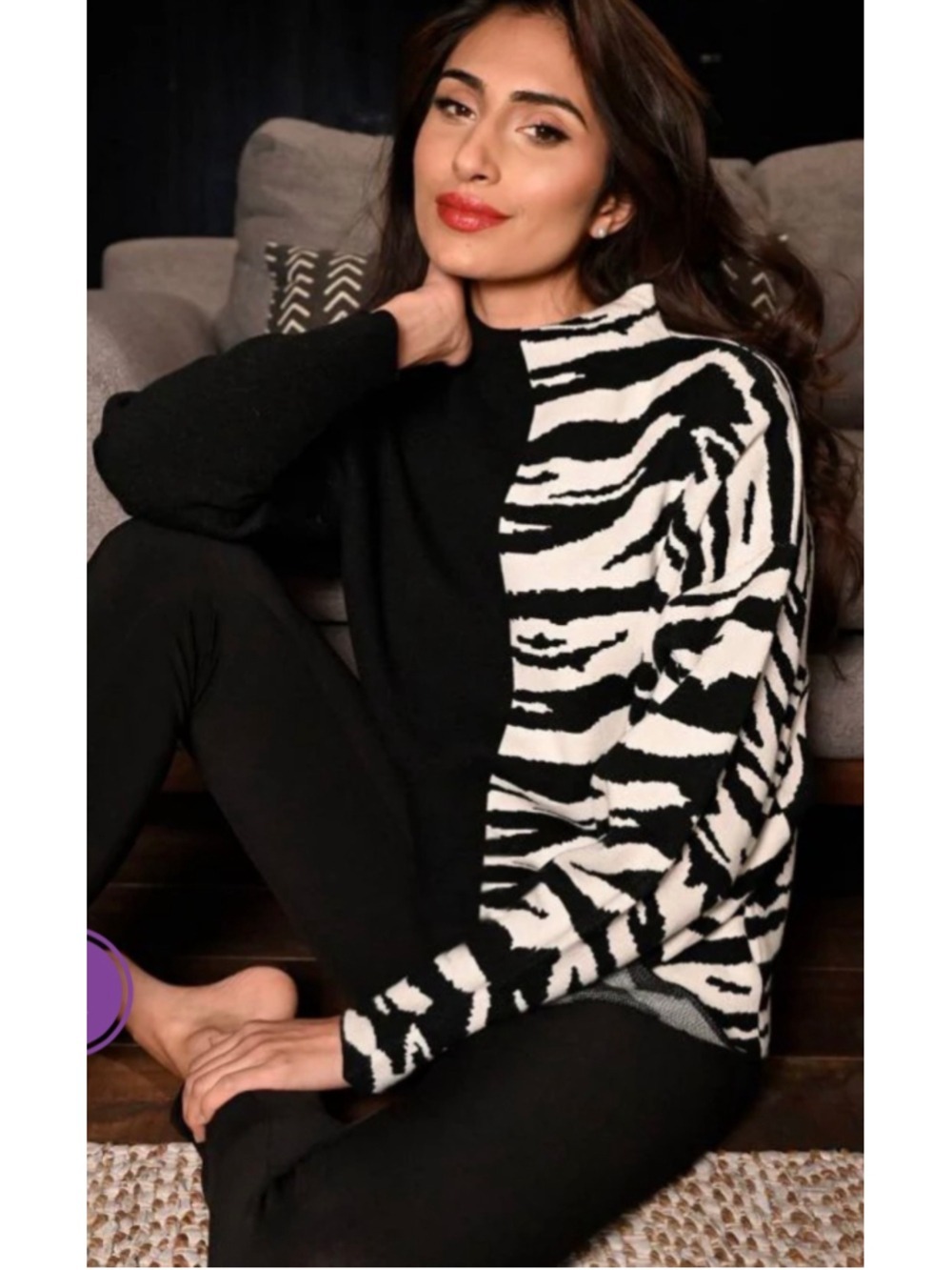 Women's Frank Lyman M Black White Zebra Print Crew Neck Sweater